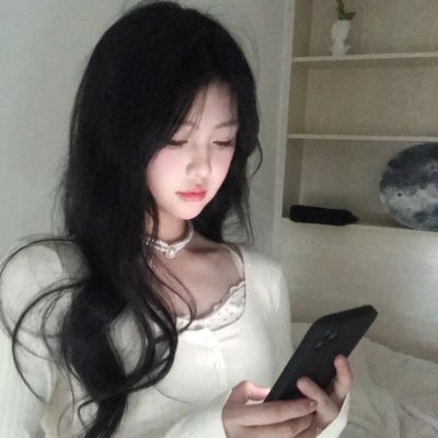 她嫁了个警察